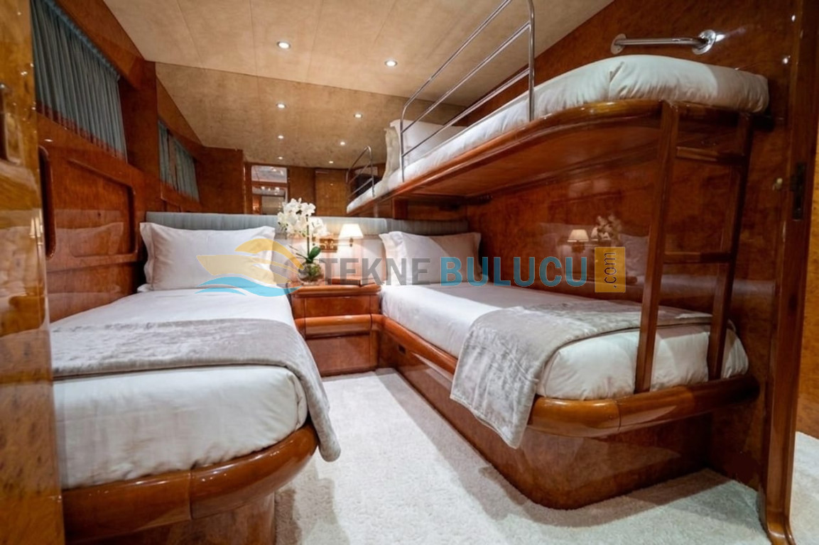 kiralık admiral 32 metre 4 kabin - fotoğraf 2