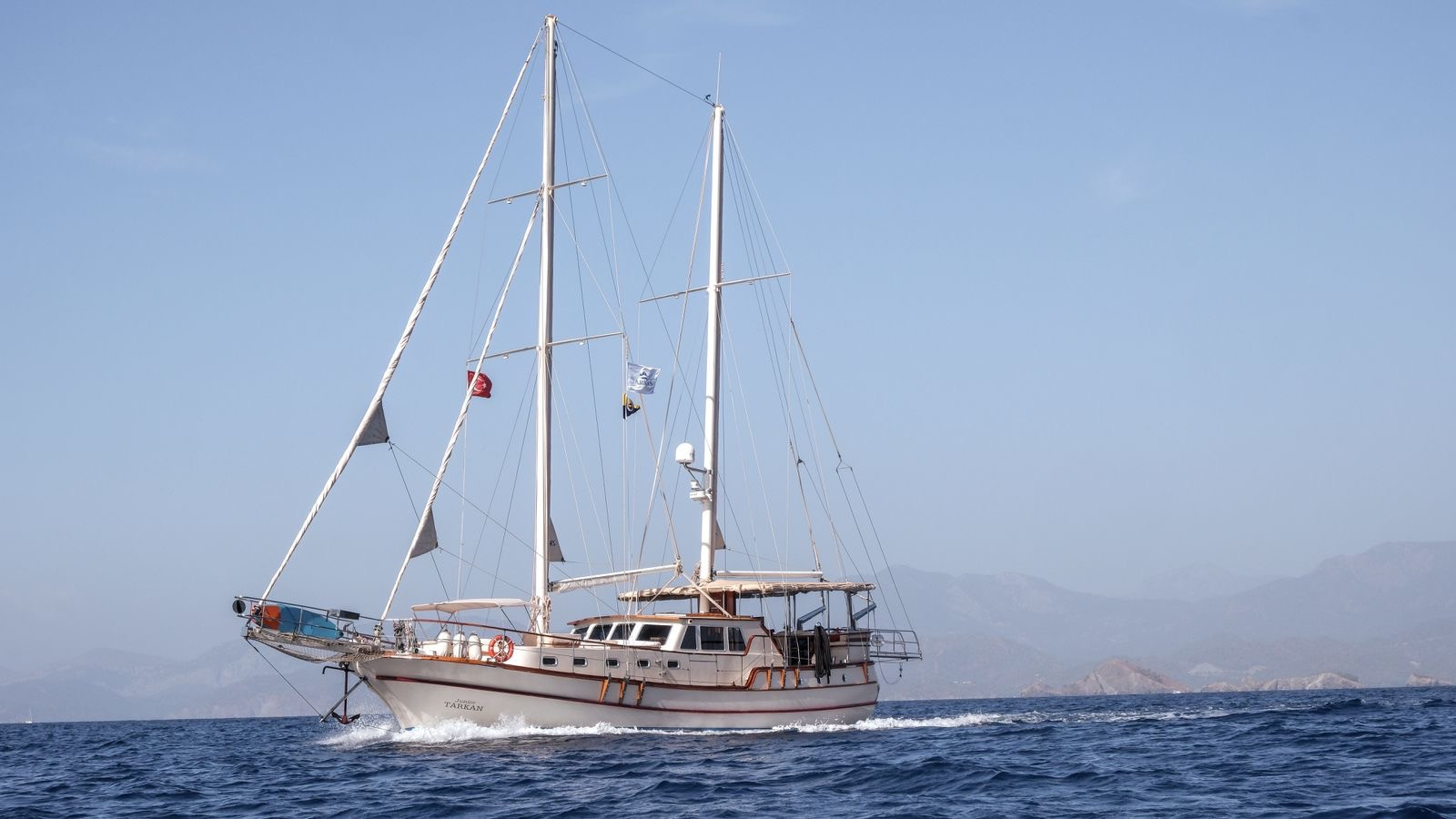 hakan junyır 3 kabın gulet kiralık tekne