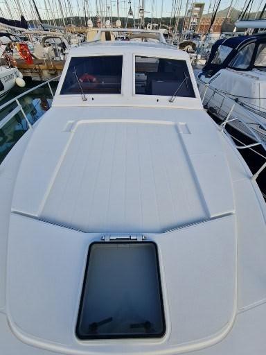 Ferretti Altura 40 1989 iç mekan 1