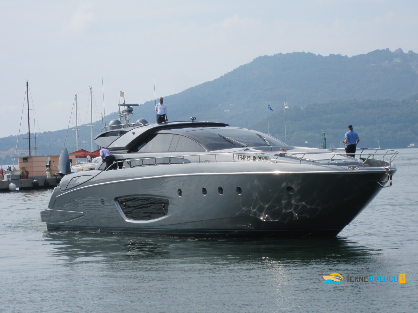 Riva Domino 86 2009 iç mekan 1