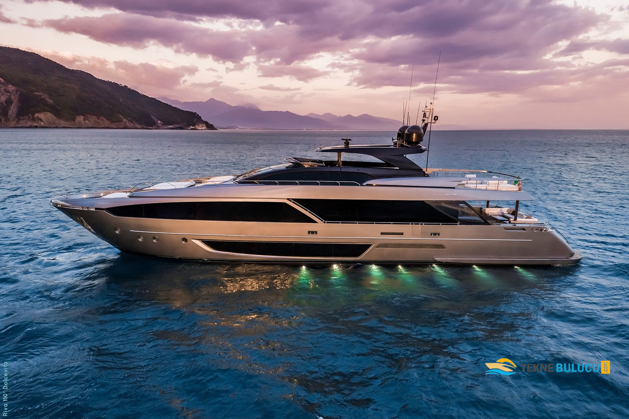 Riva 110 Dolcevita 2019 iç mekan 1