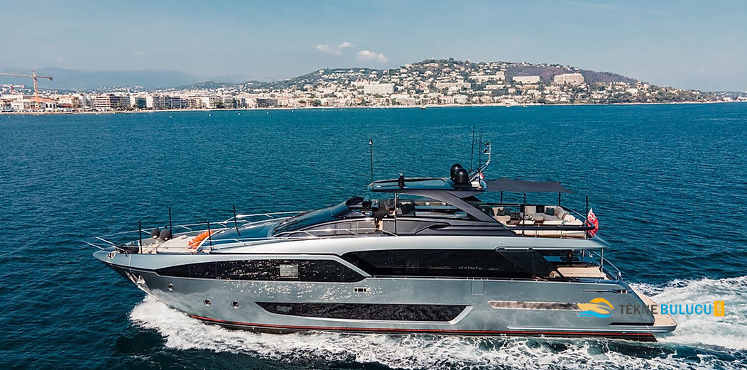 Riva 90 Argo 2019 iç mekan 1