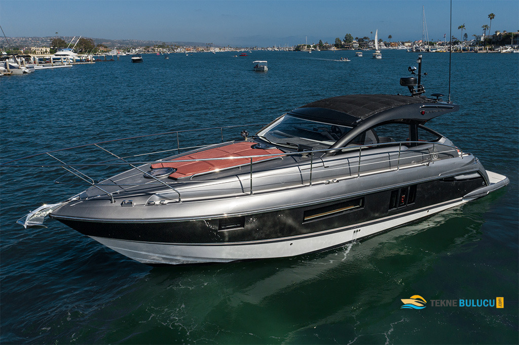 Fairline Targa 38 2012 iç mekan 1