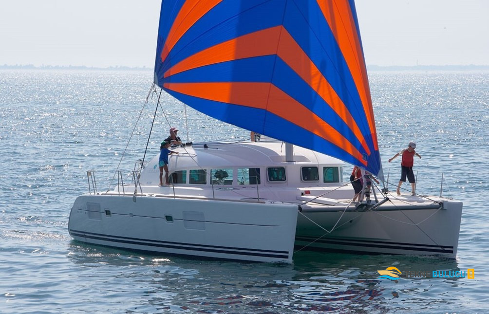 Lagoon 380 2013 iç mekan 1