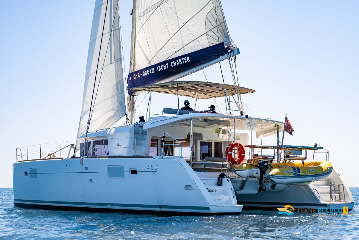 Lagoon 450 2013 iç mekan 1