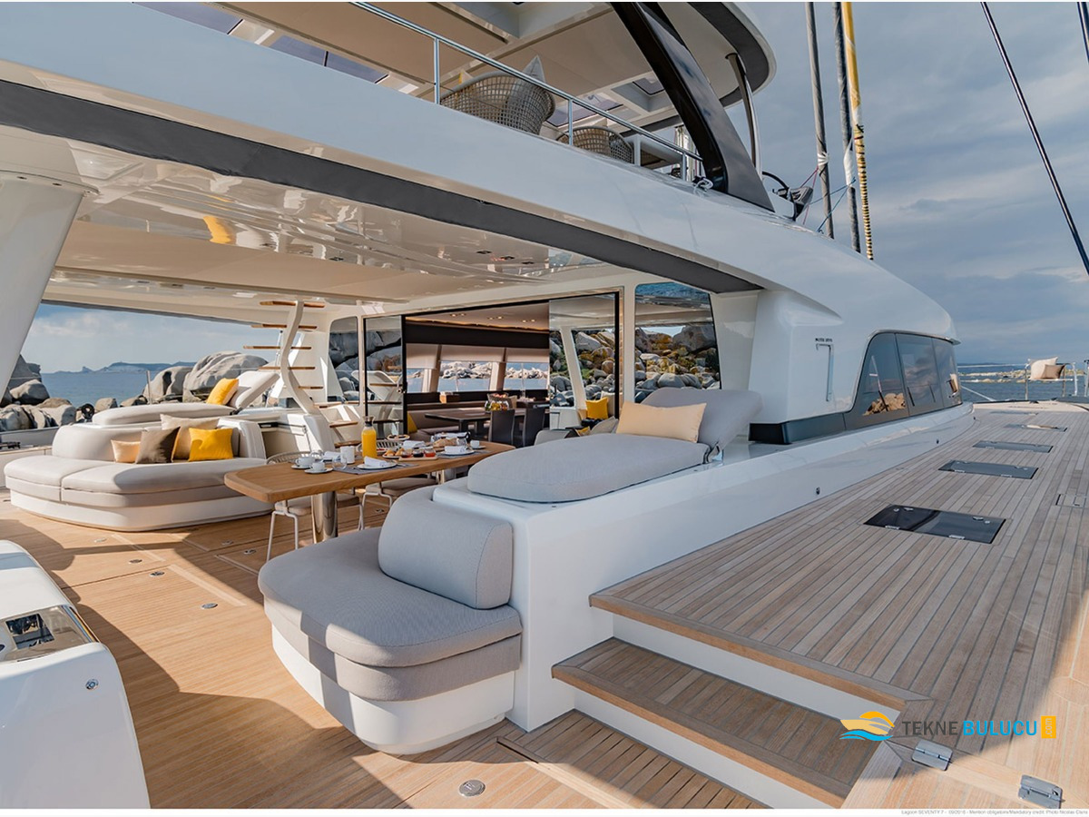 Lagoon SEVENTY 7 2020 iç mekan 1