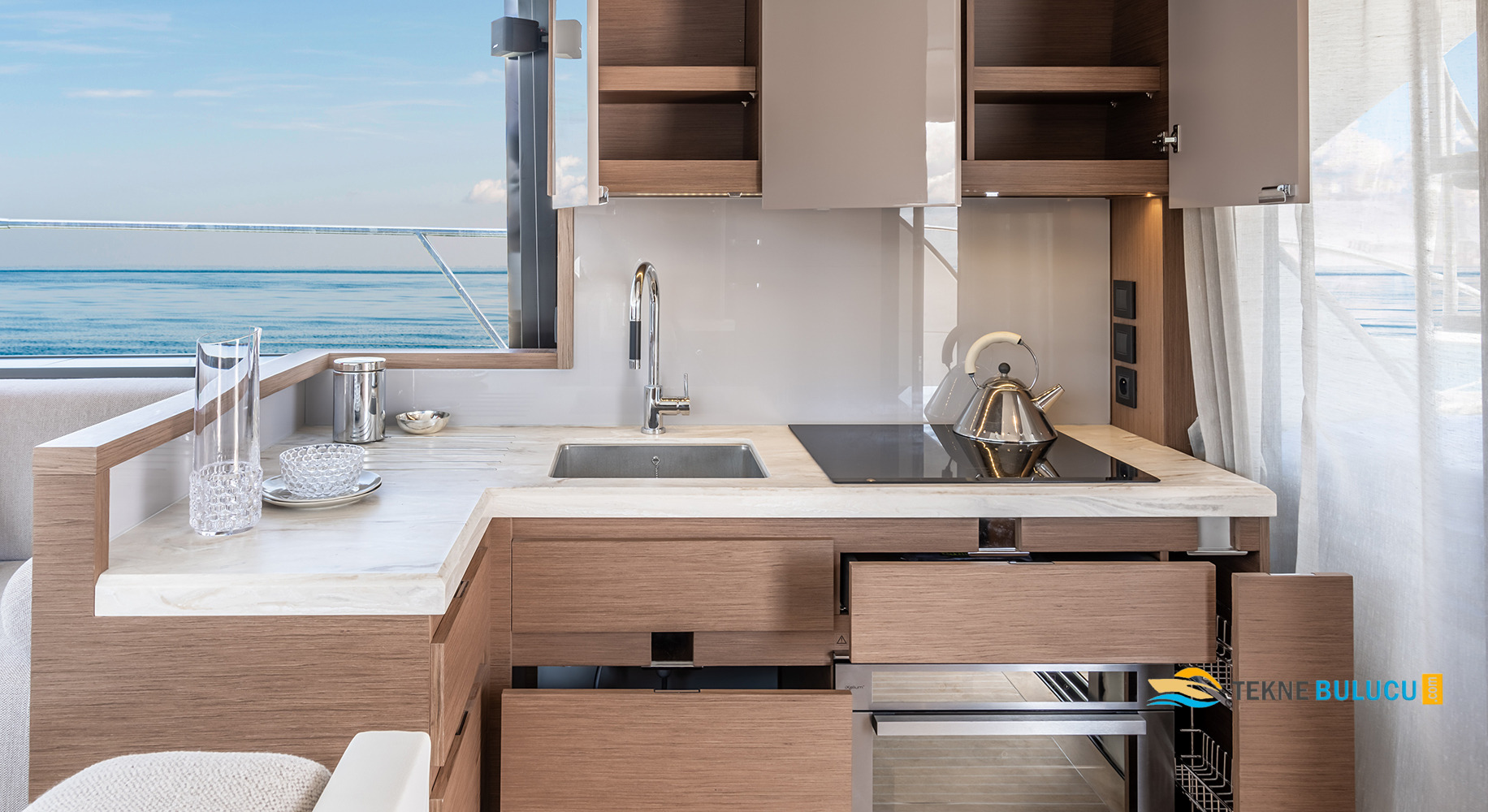Beneteau Monte Carlo 52 2017 iç mekan 1
