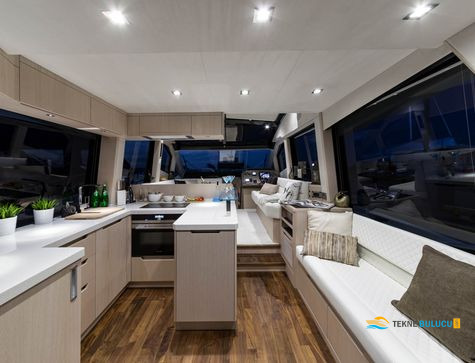 Galeon 510 Skydeck 2022 iç mekan 1