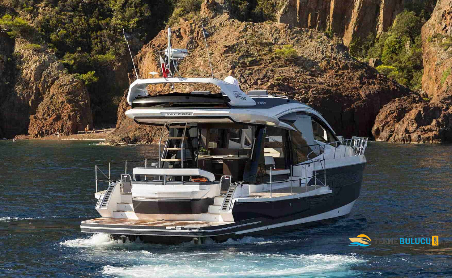 Galeon 510 Skydeck 2025 iç mekan 1