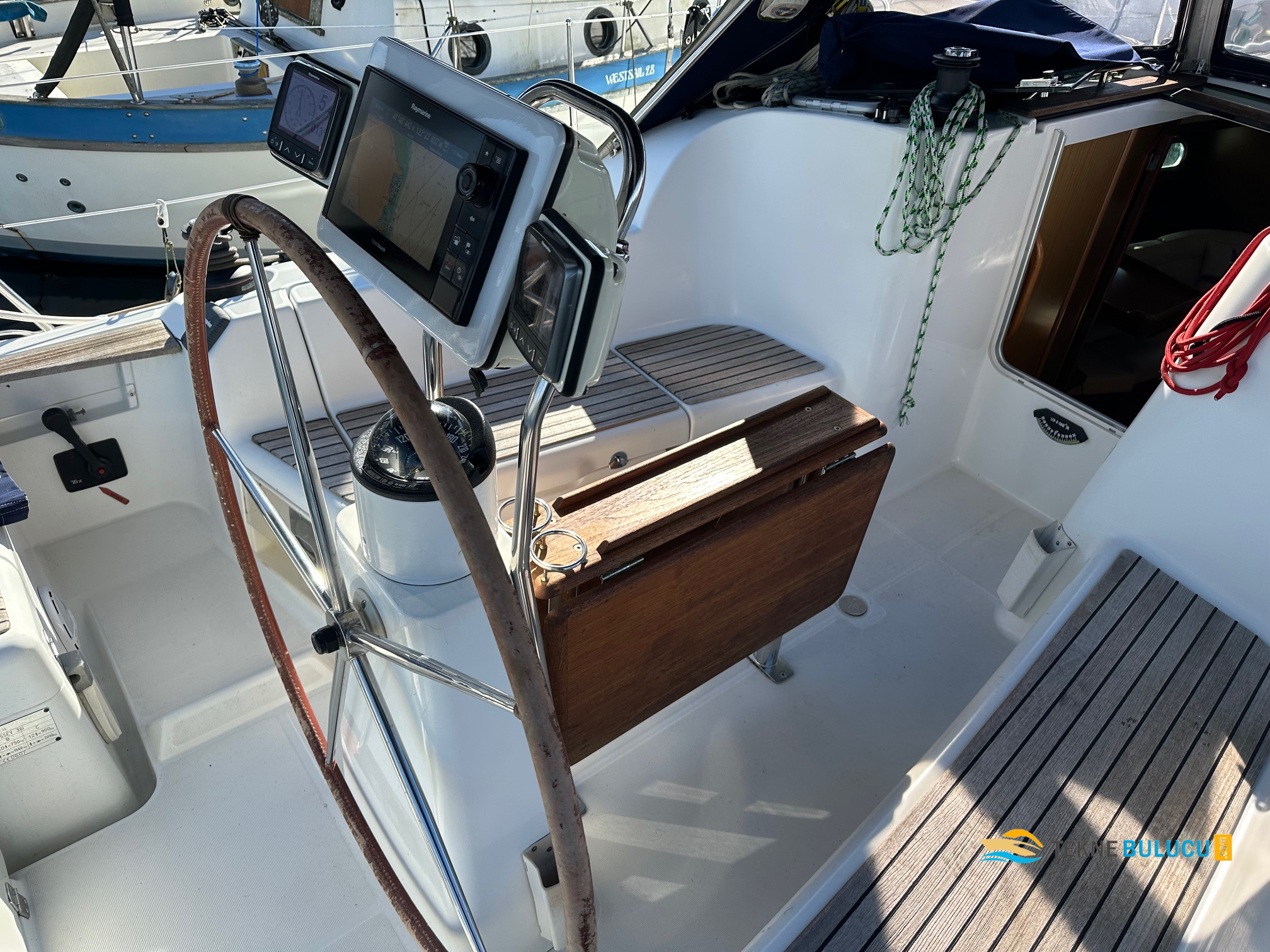 Jeanneau Sun Odyssey 36i 2009 iç mekan 1