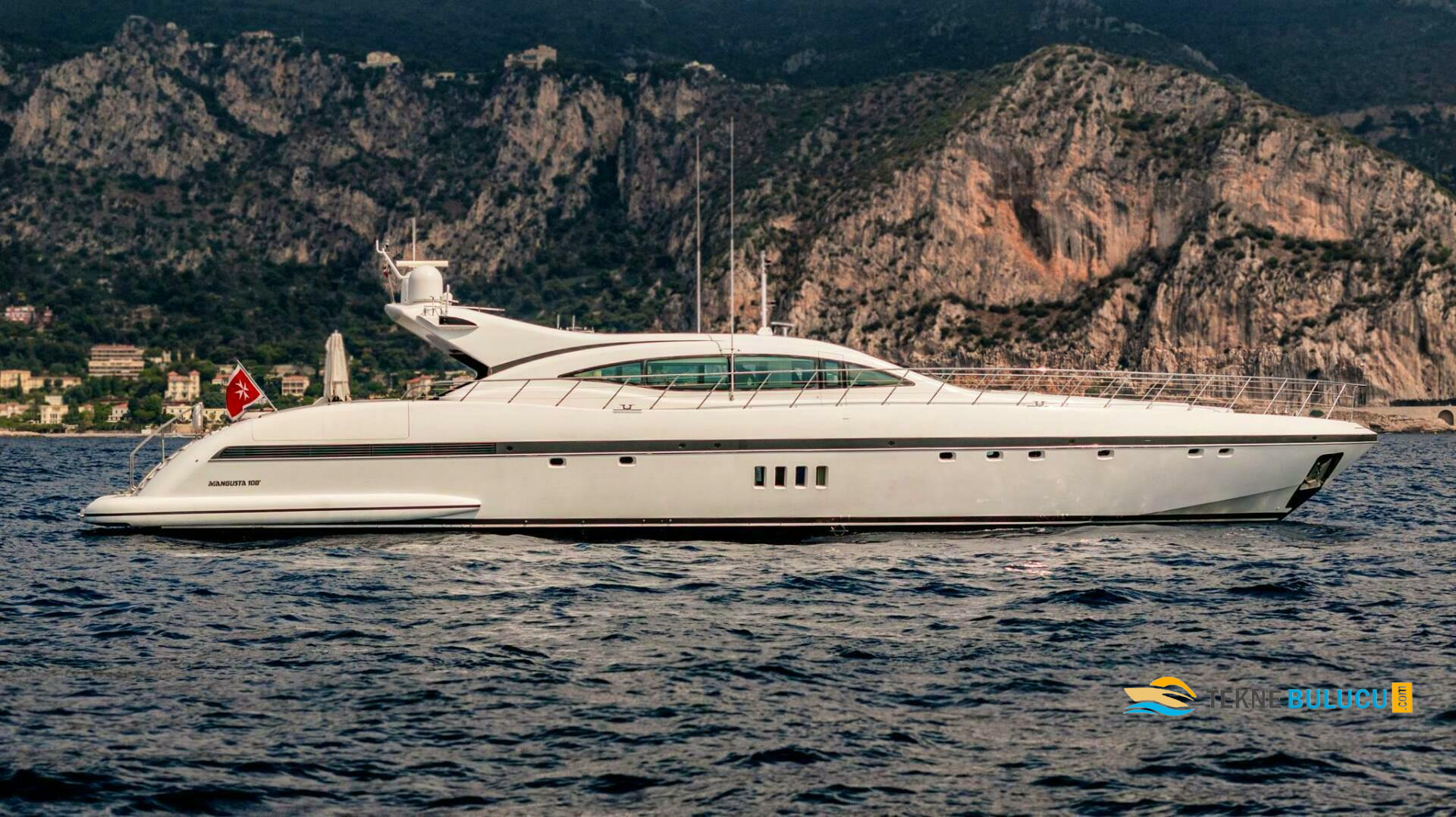 Mangusta 108 2005 iç mekan 1