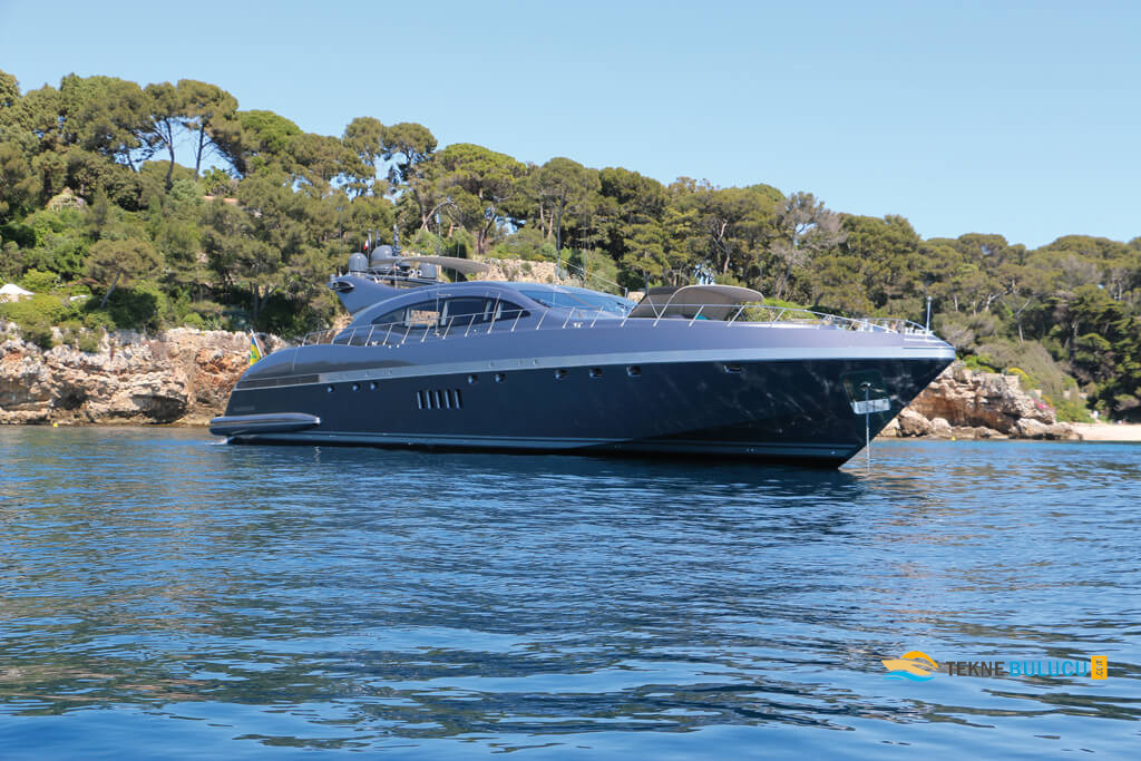Mangusta 108 2012 iç mekan 1