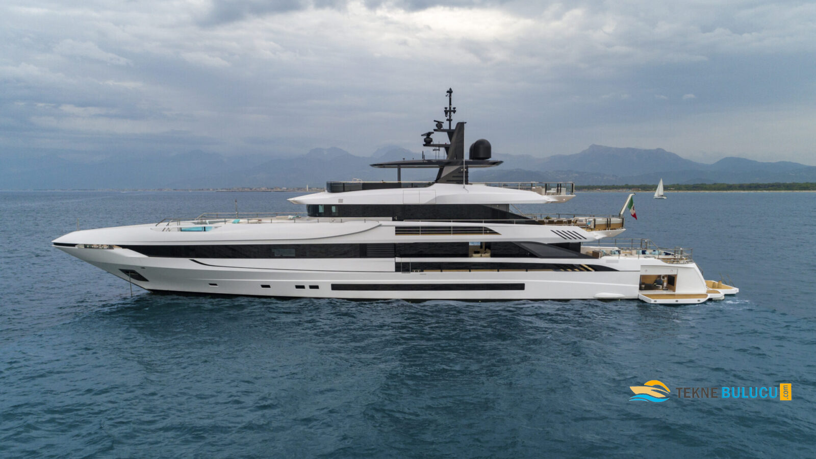 Mangusta Oceano 50 2022 iç mekan 1