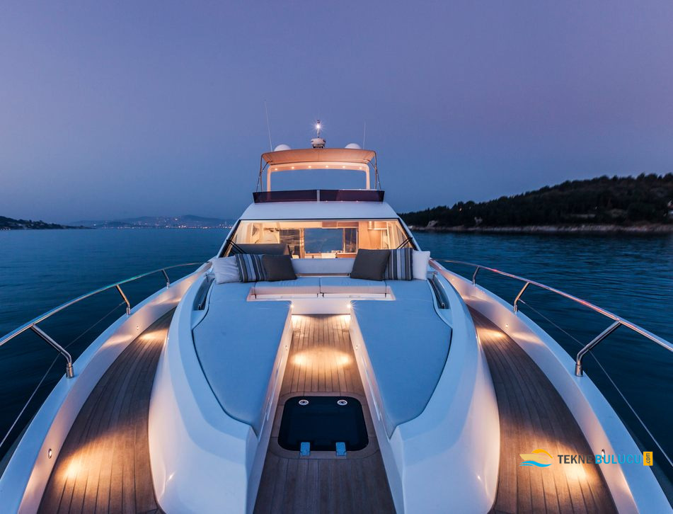Numarine 70 Fly 2013 iç mekan 1