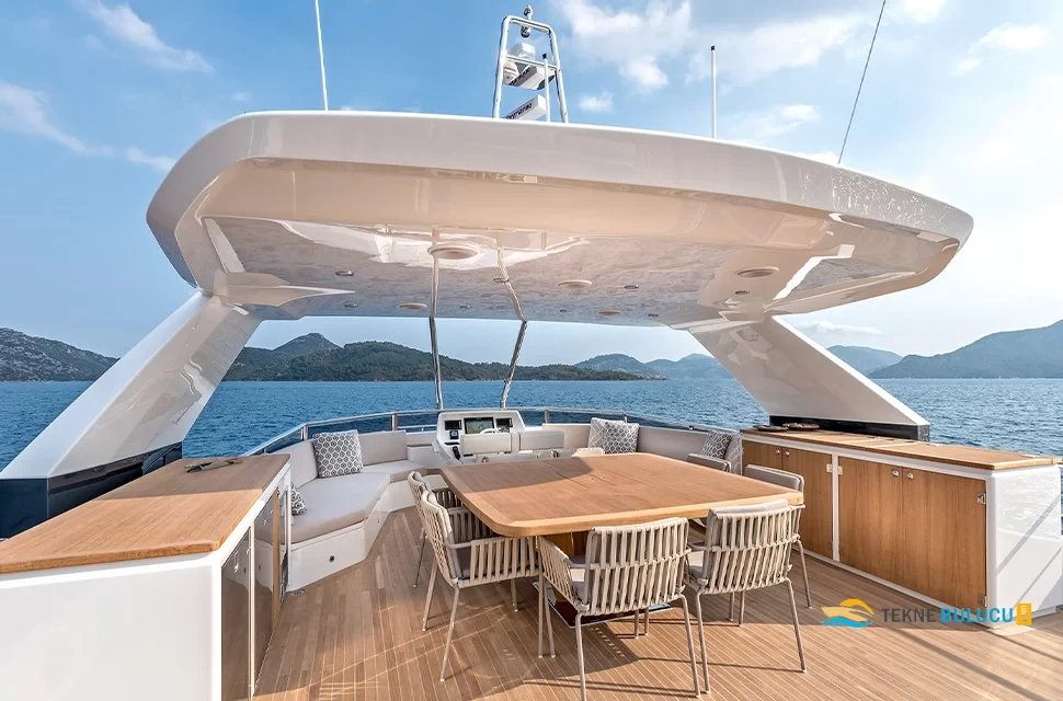 Numarine 26XP 2017 iç mekan 1