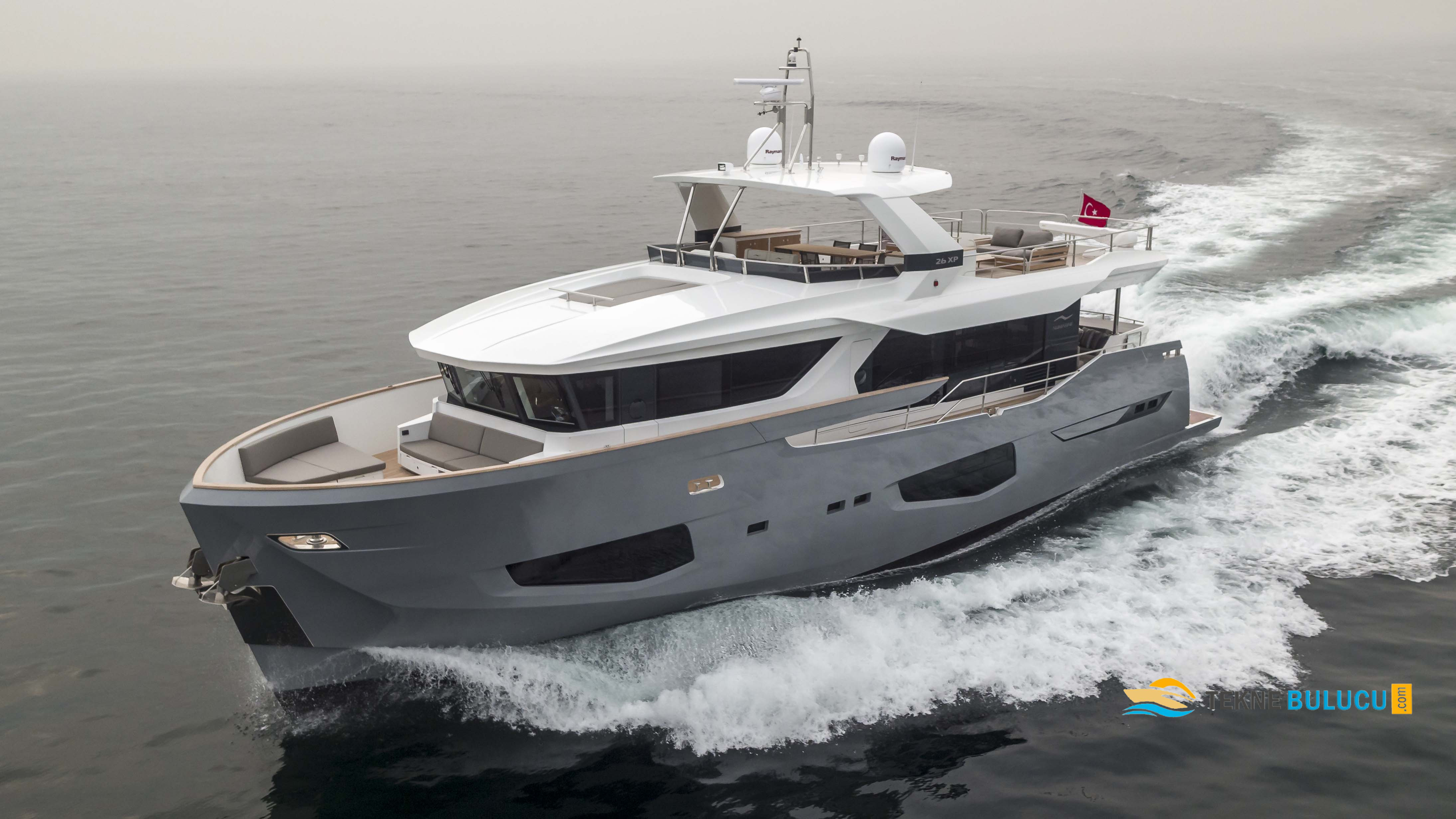 Numarine 32XP 2021 iç mekan 1
