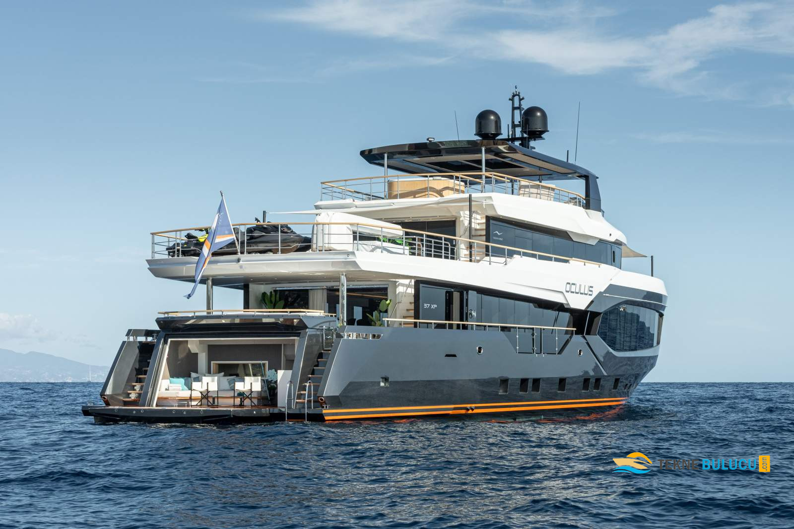 Numarine 37XP 2025 iç mekan 1