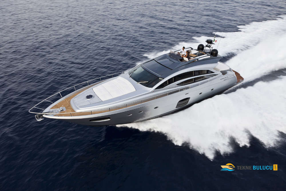 Pershing 74 2017 iç mekan 1