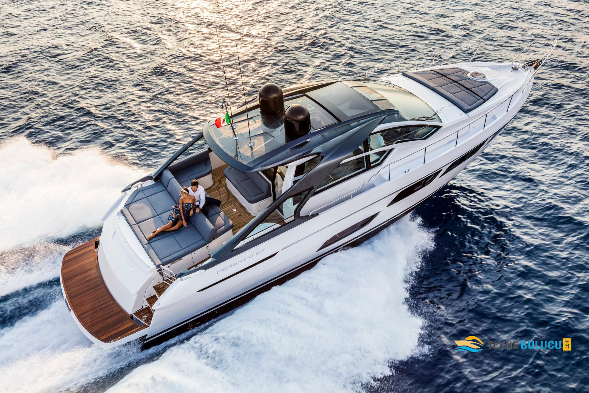 Pershing 5X 2022 iç mekan 1