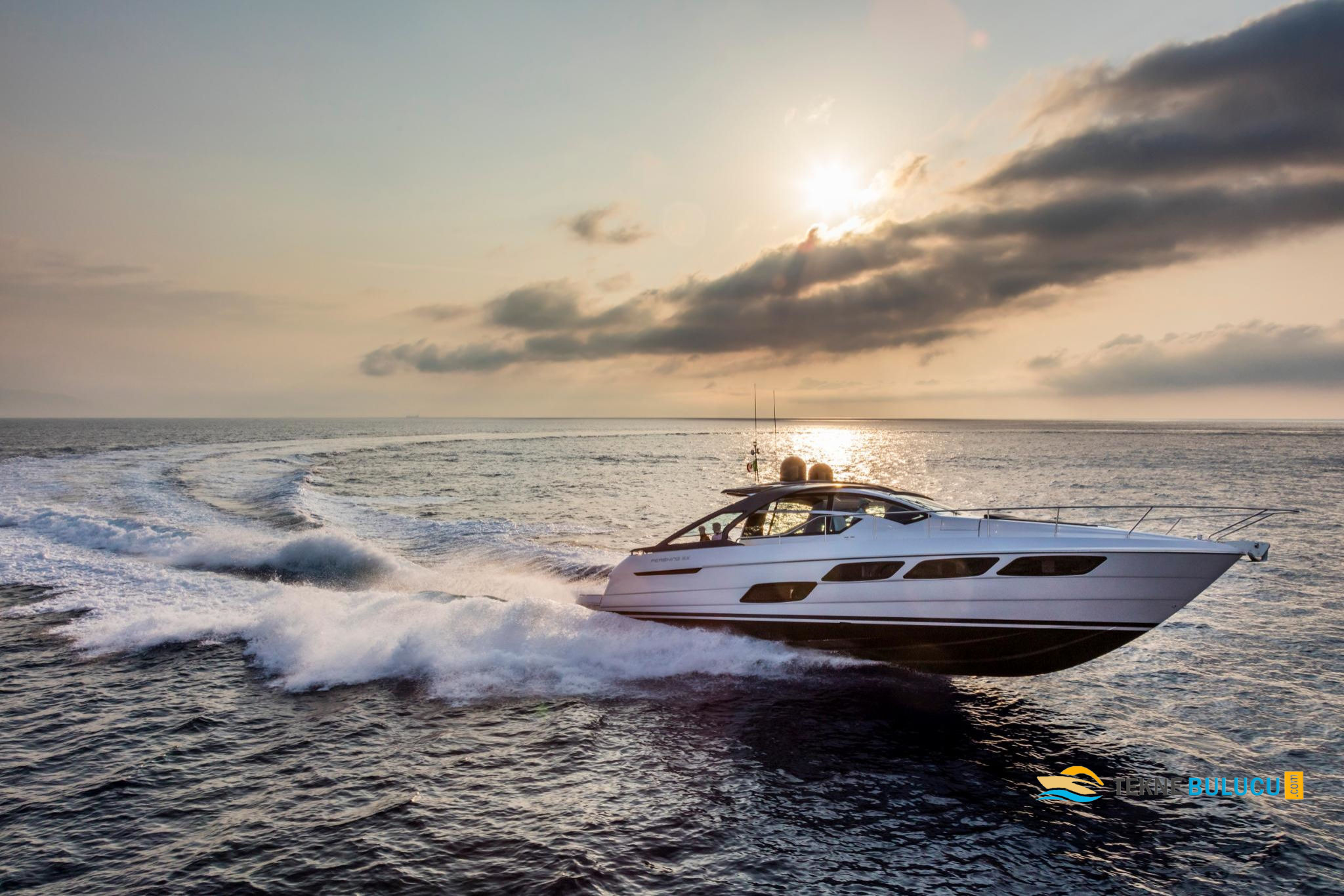 Pershing 5X 2026 iç mekan 1