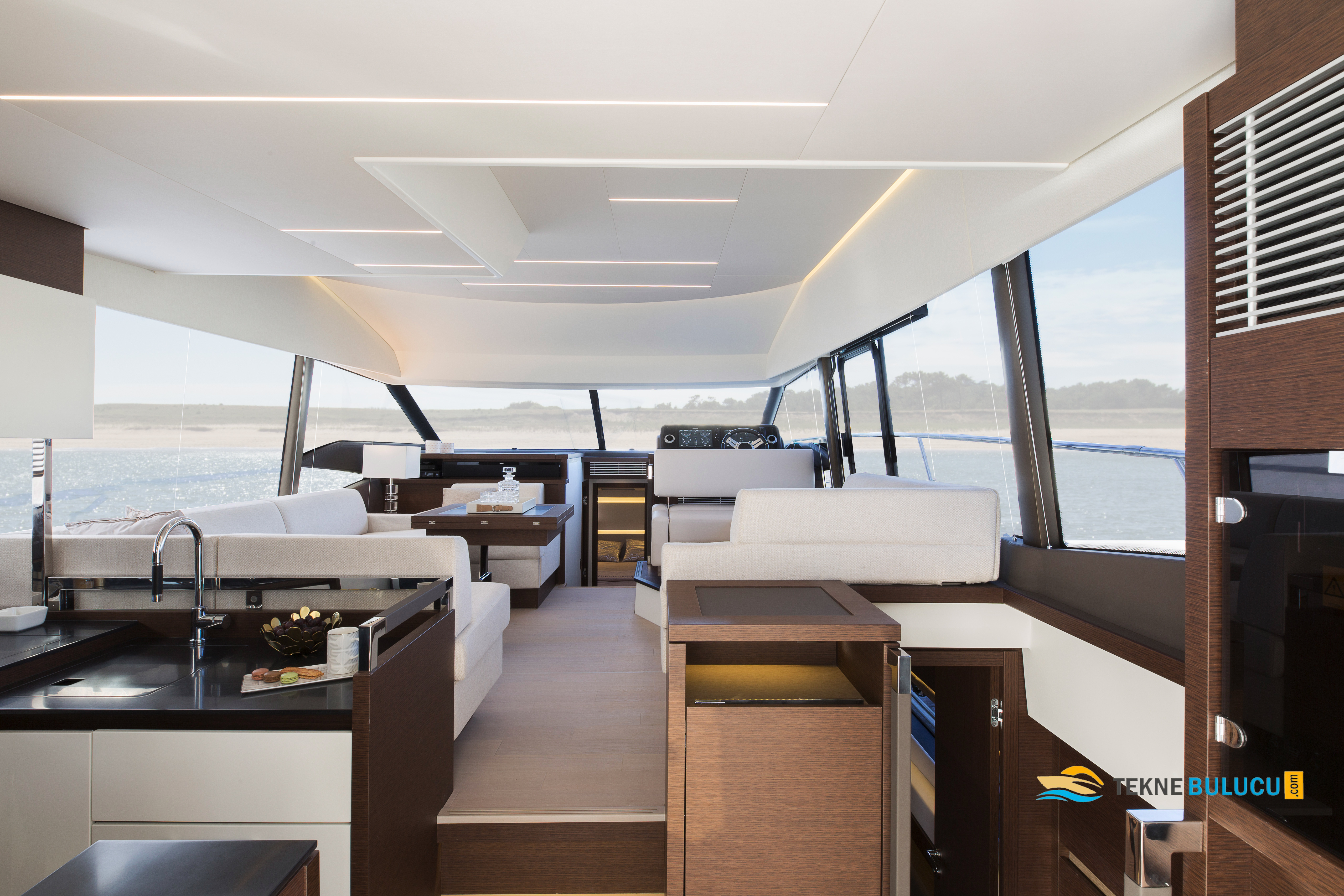 Prestige 520 2020 iç mekan 1