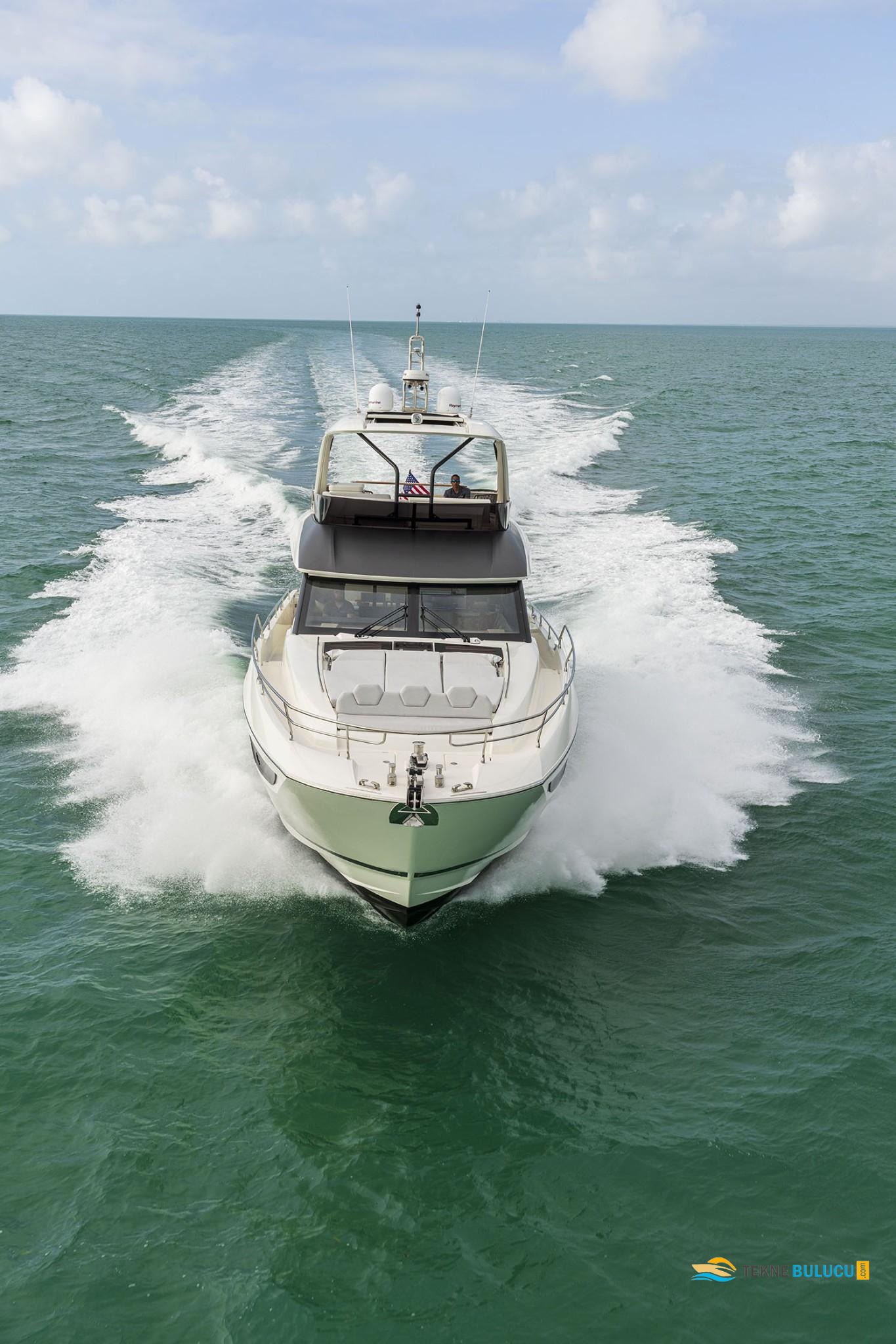 Prestige 690 2023 iç mekan 1