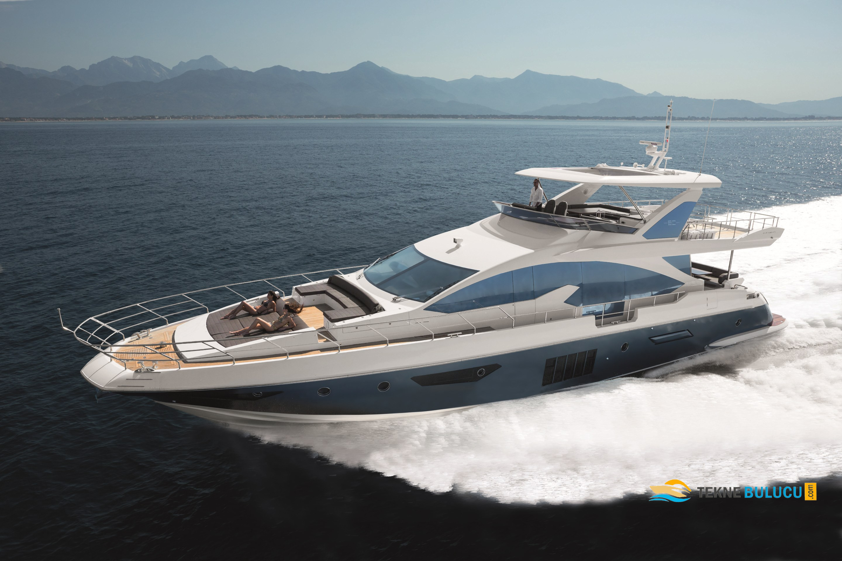 Azimut 80 Fly 2013 iç mekan 2