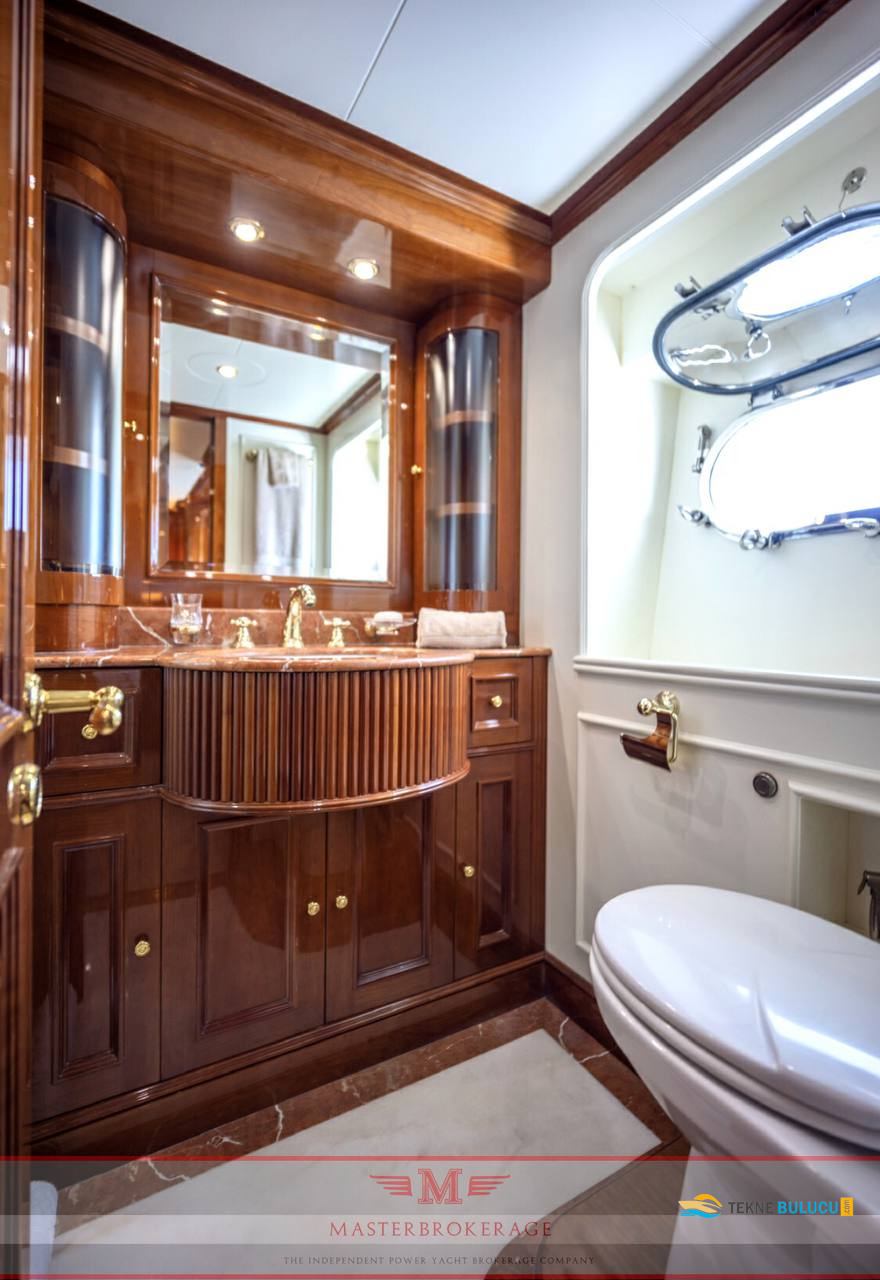 Benetti Classic 115 34m 2002 Model iç mekan 2