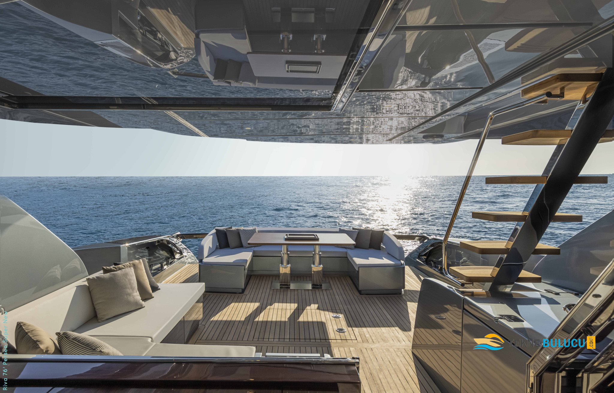 Riva 76 Perseo 2019 iç mekan 1