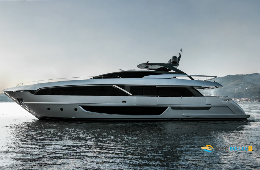 Riva 100 Corsaro 2020 iç mekan 2