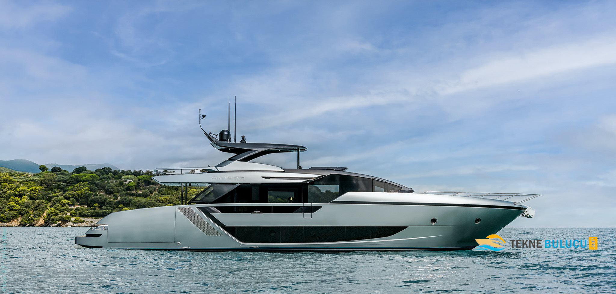 Riva 82 Diva 2024 iç mekan 2