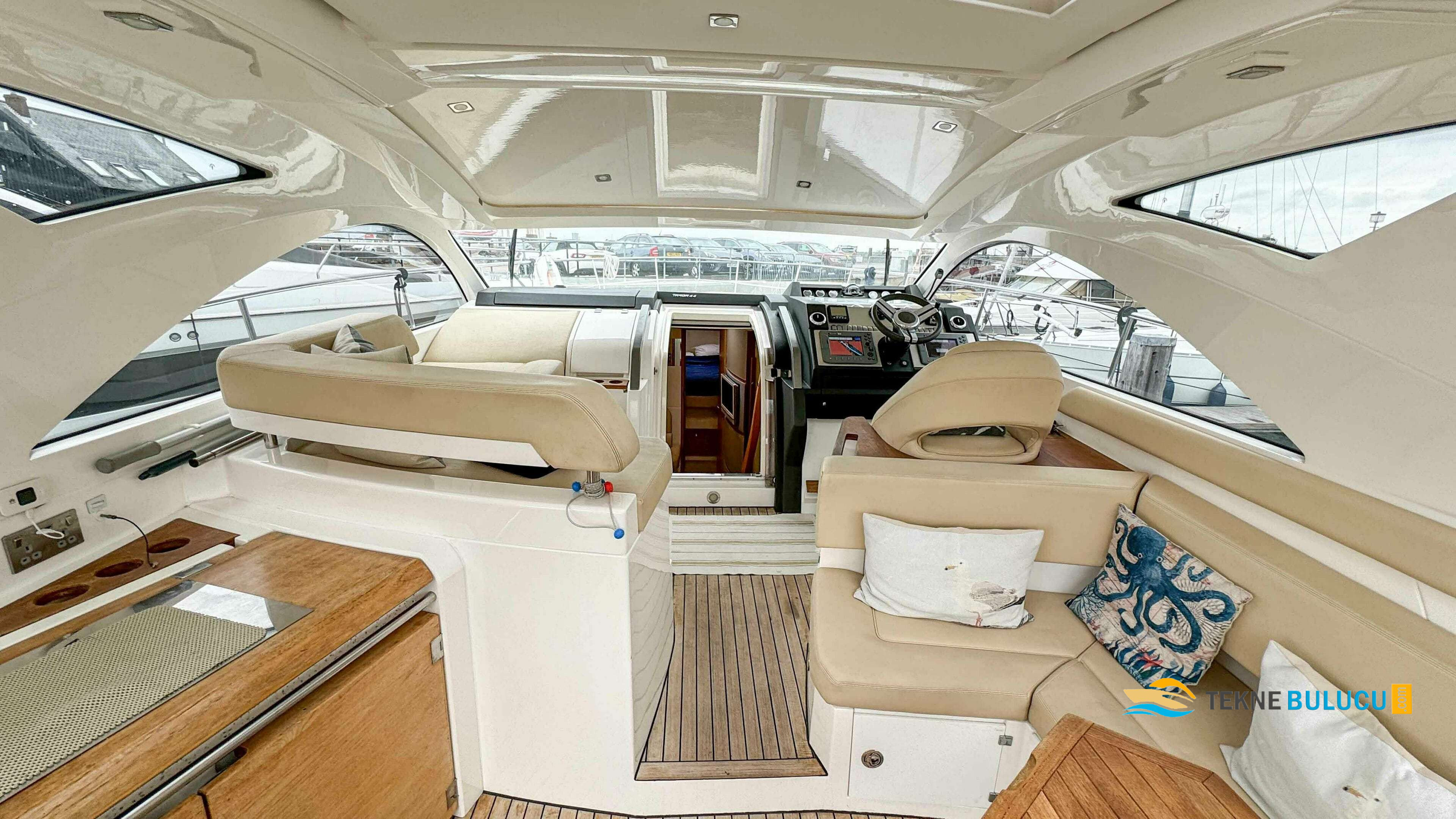Fairline Targa 44 GT 2010 iç mekan 2