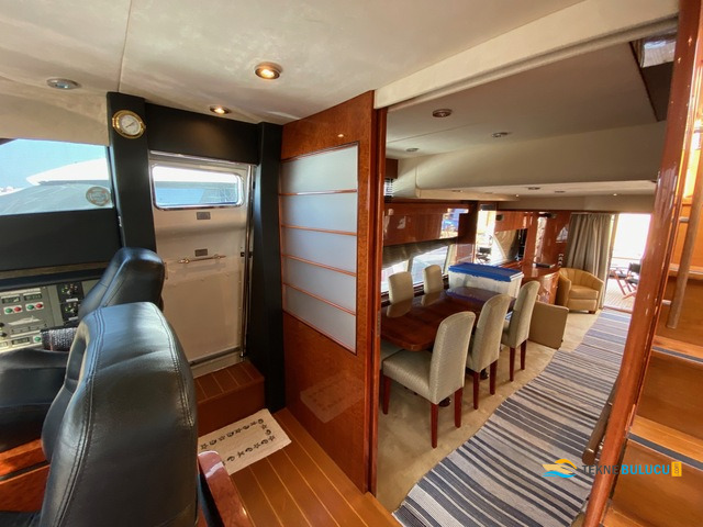 Fairline Squadron 74 2019 iç mekan 2