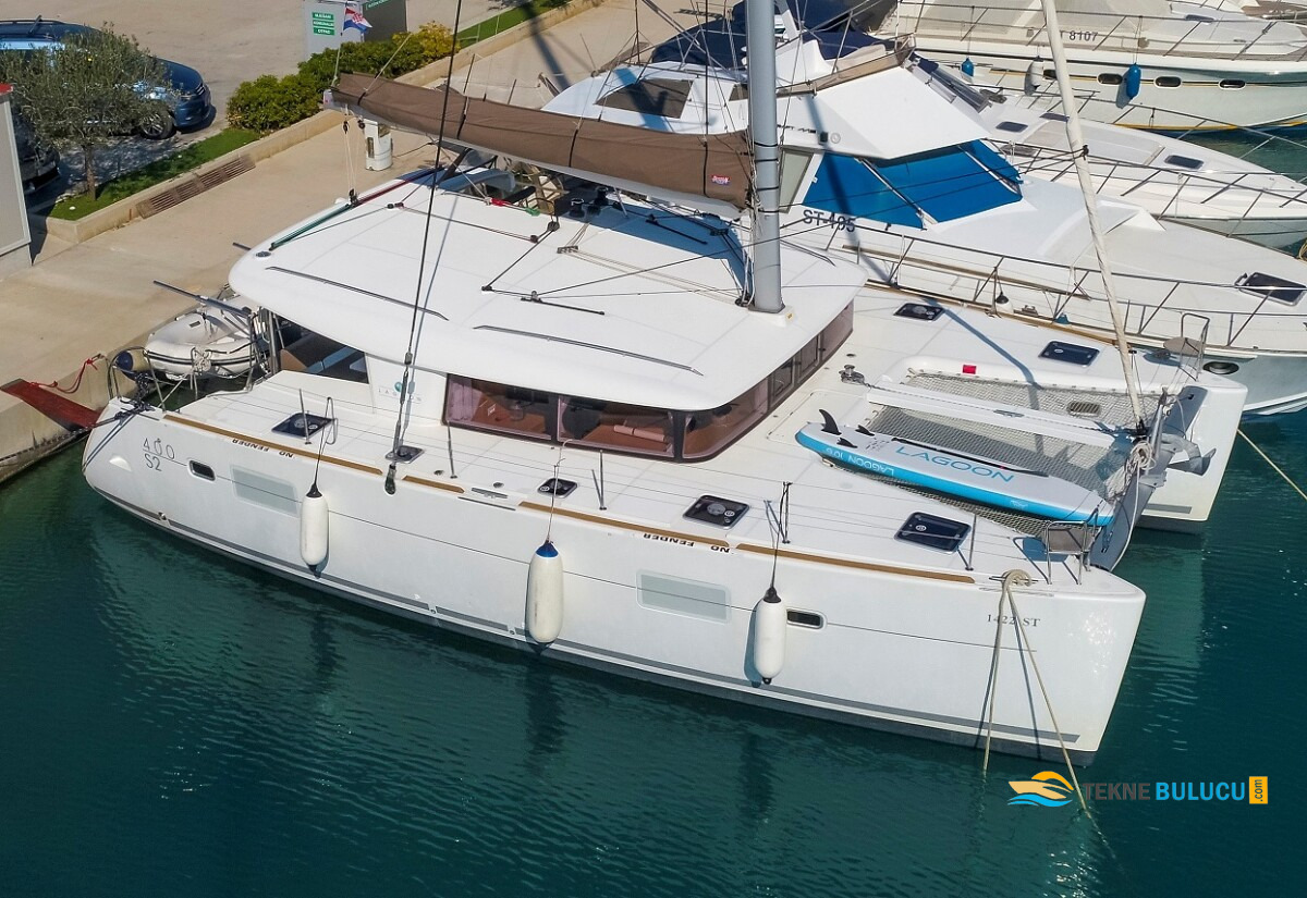 Lagoon 400 2012 iç mekan 2