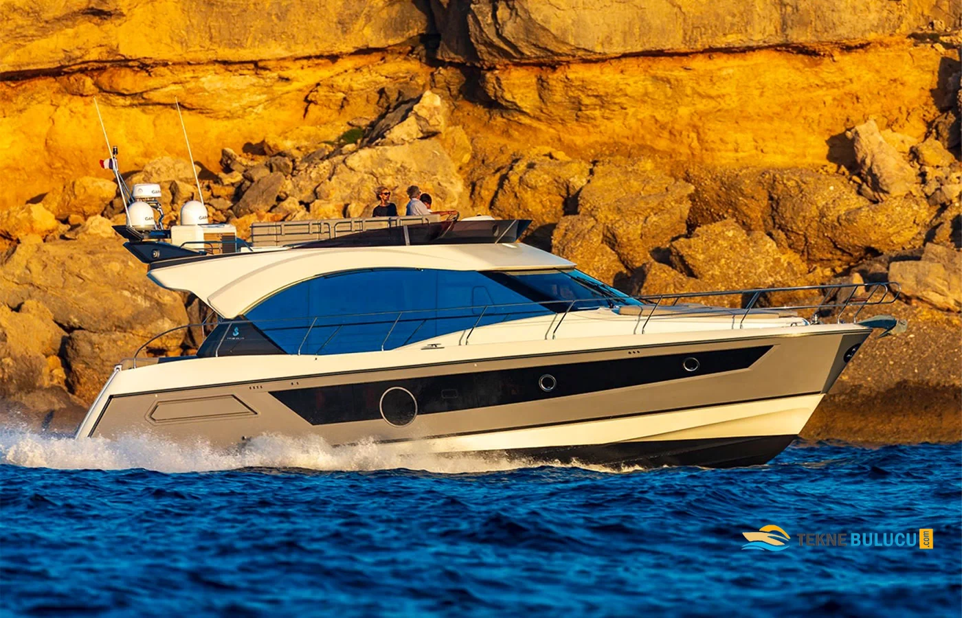 Beneteau Monte Carlo 52 2014 iç mekan 2