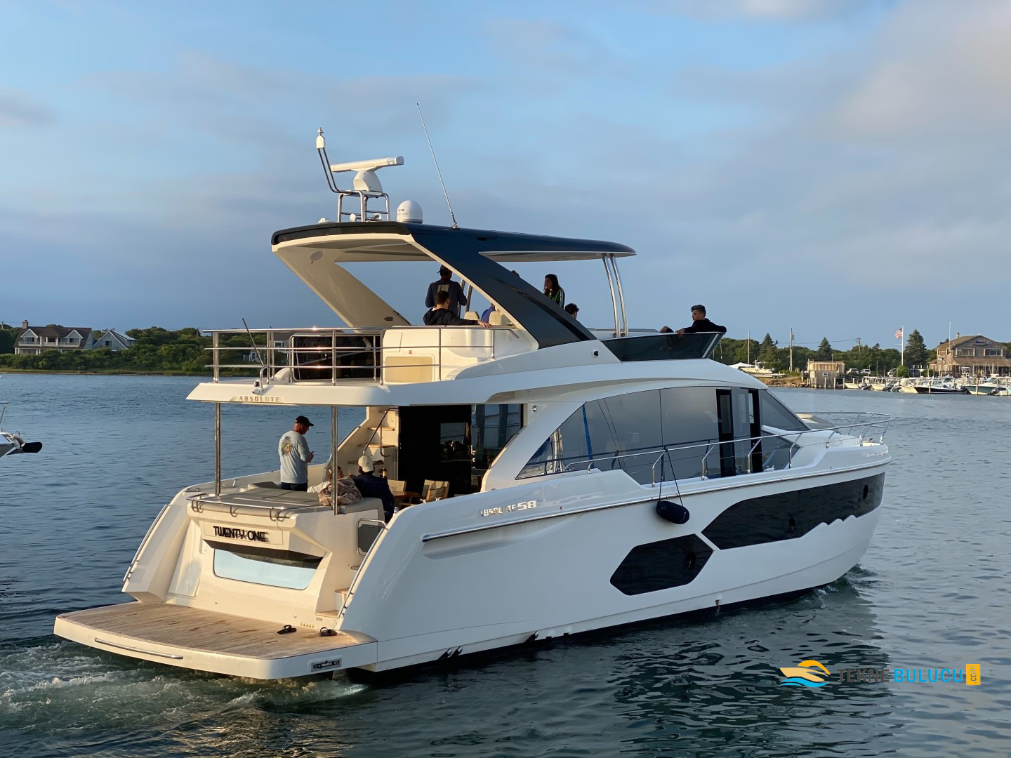 Absolute 58 Fly 2020 iç mekan 2