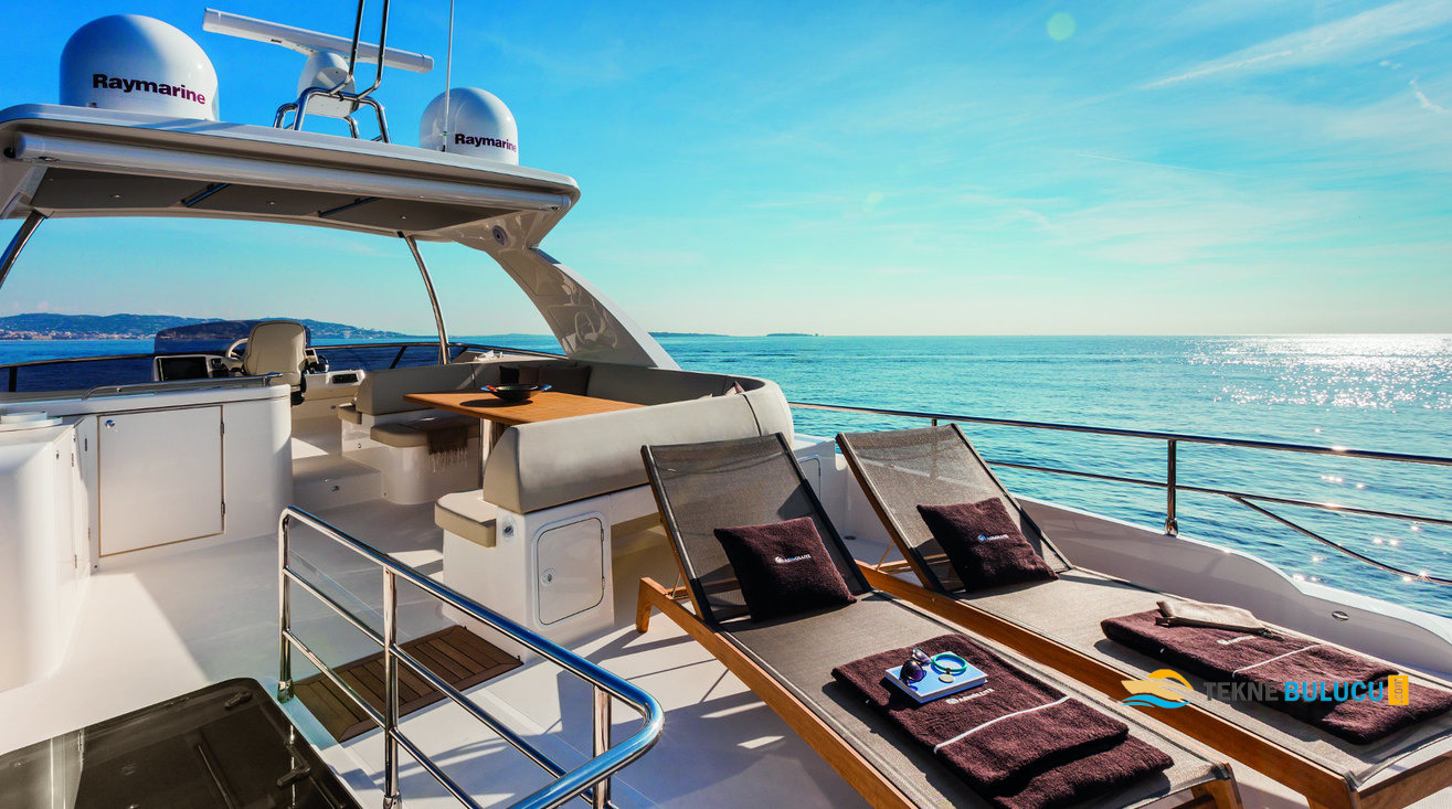 Absolute Navetta 58 2017 iç mekan 2