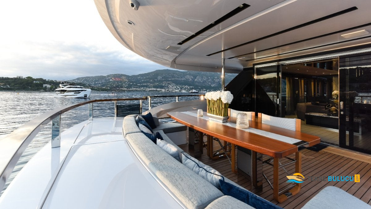 Dominator Ilumen 28M 2021 iç mekan 2