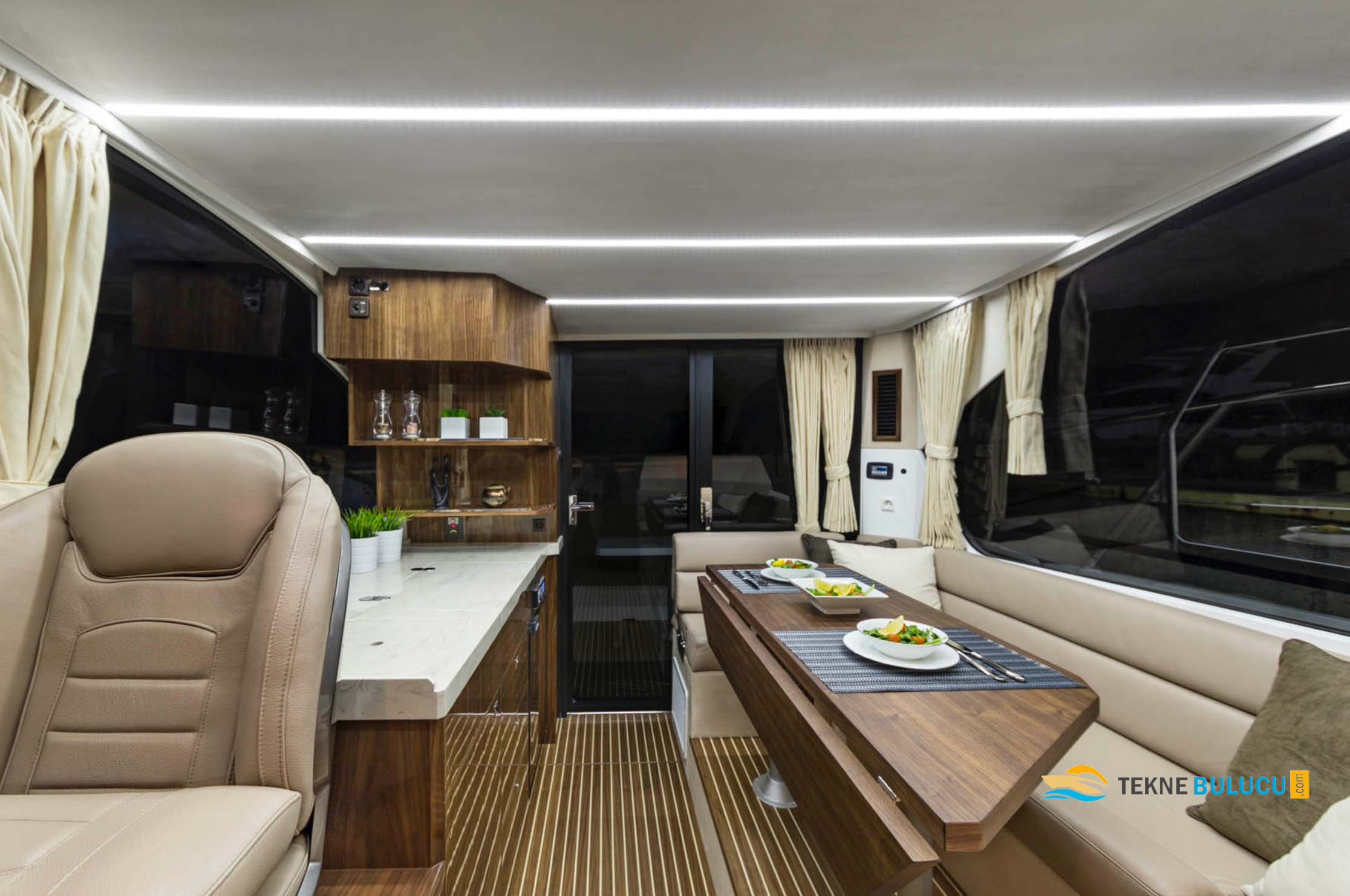 Galeon 360 Fly 2025 iç mekan 2