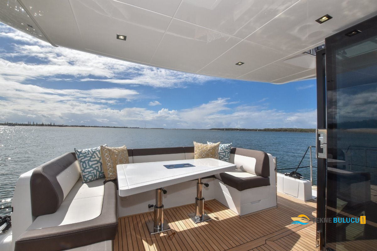 Galeon 460 Fly 2017 iç mekan 2