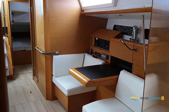 Jeanneau Sun Odyssey 439 2016 iç mekan 2