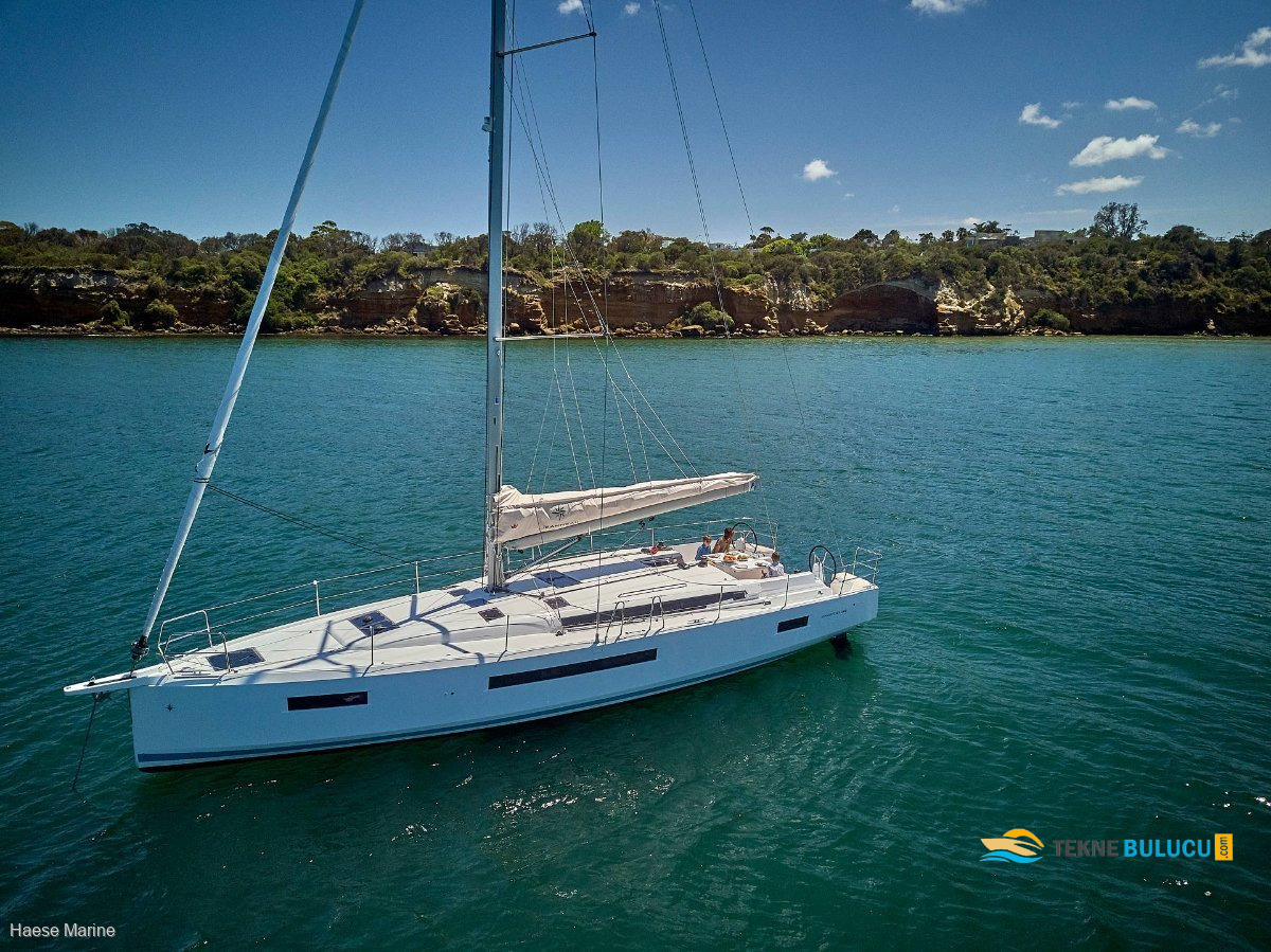 Jeanneau Sun Odyssey 490 2022 iç mekan 2