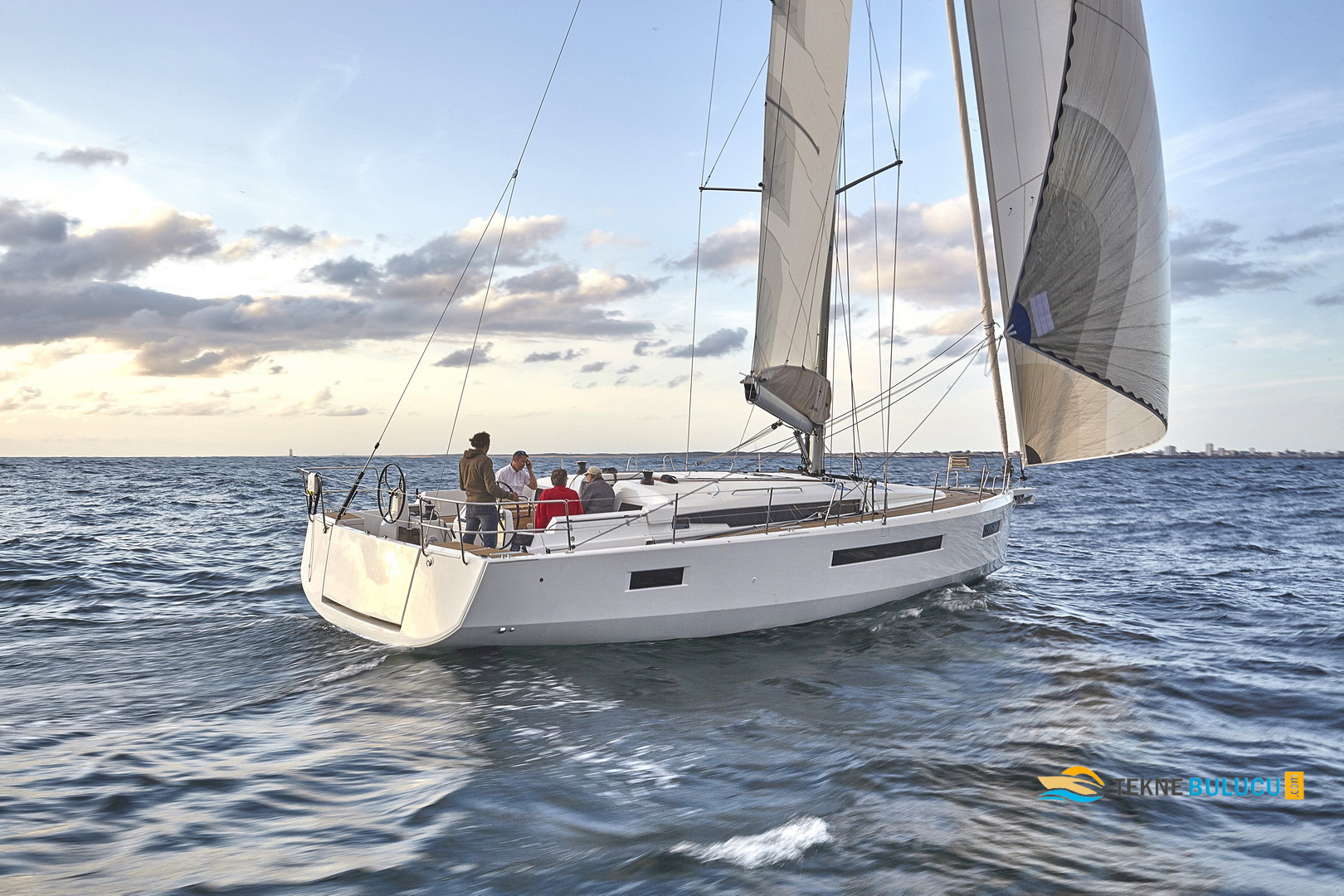 Jeanneau Sun Odyssey 490 2026 iç mekan 2