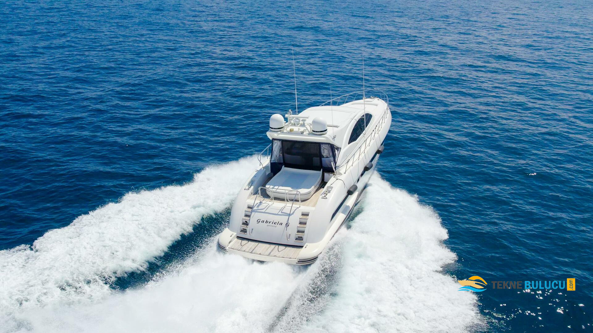 Mangusta 72 2002 iç mekan 2