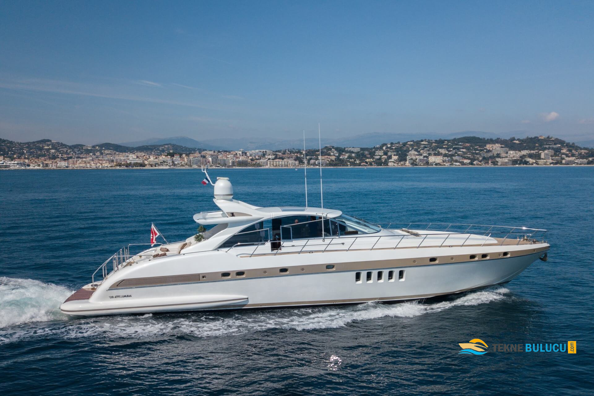 Mangusta 80 2011 iç mekan 2