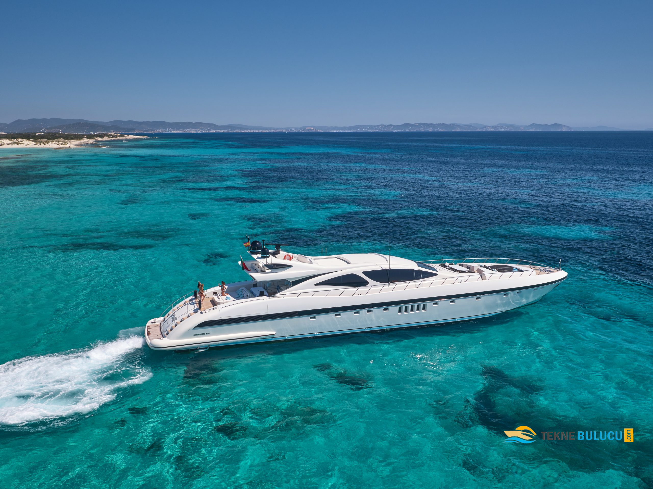Mangusta 92 2008 iç mekan 2