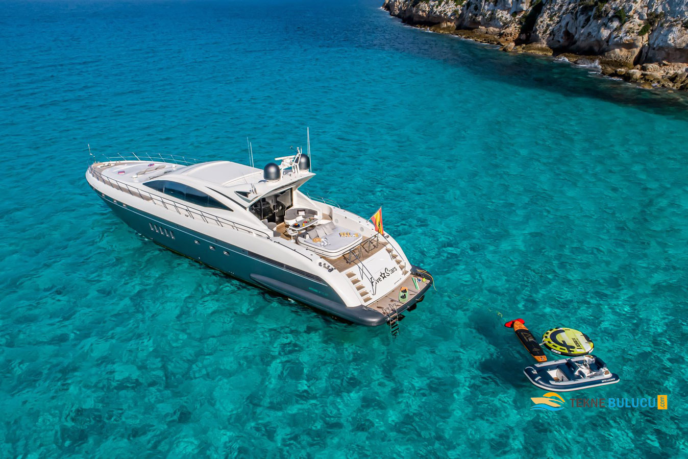 Mangusta 92 2013 iç mekan 2