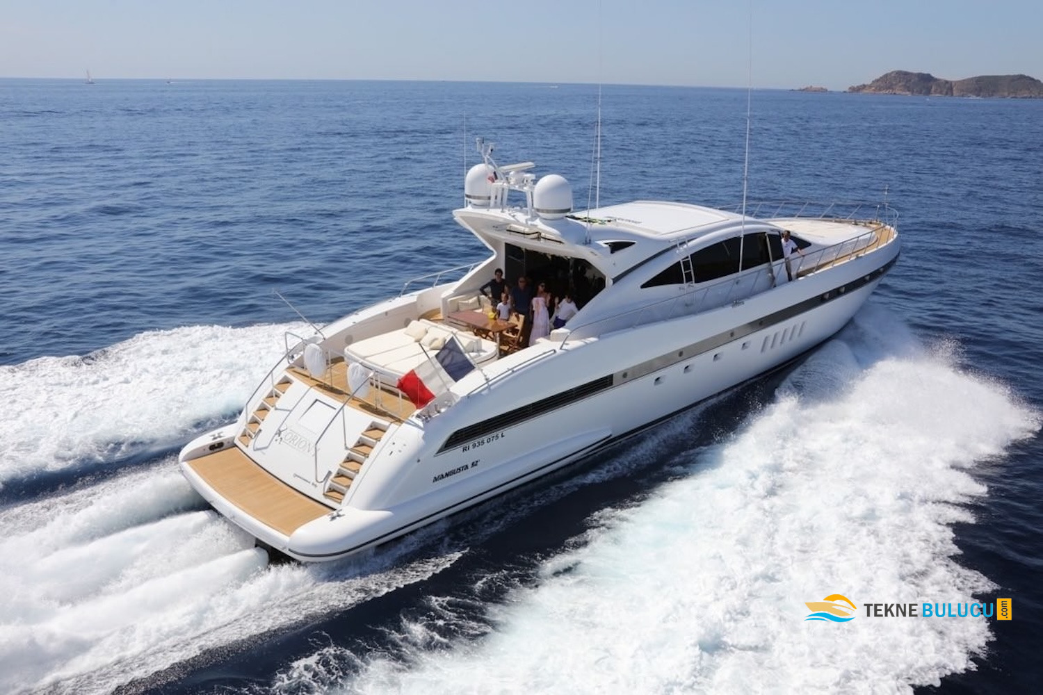 Mangusta 92 2017 iç mekan 2