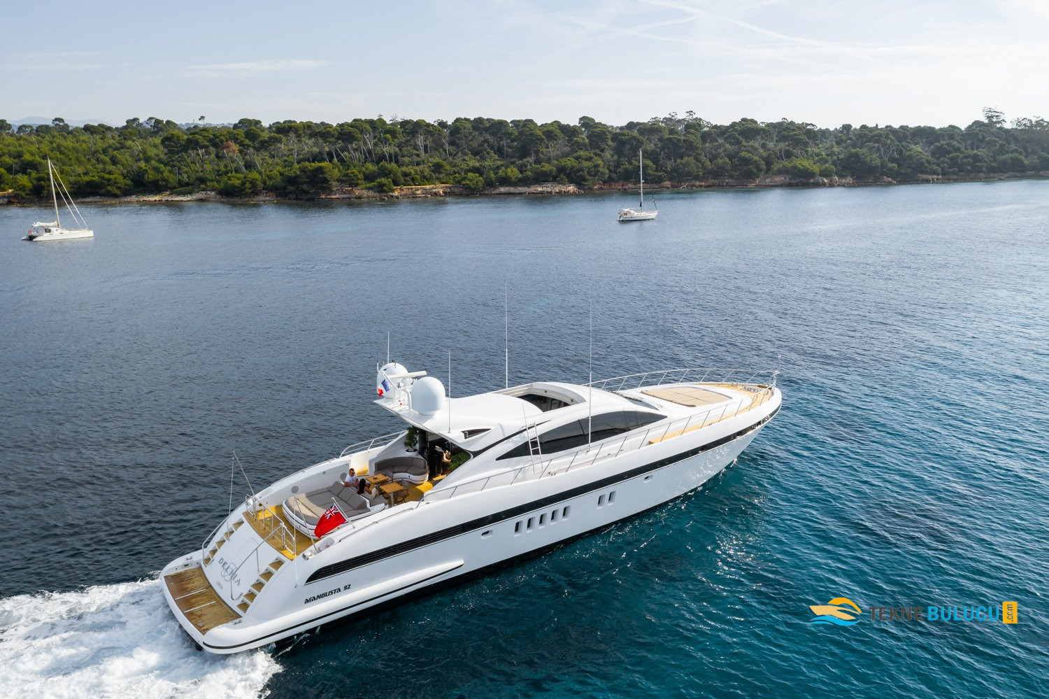 Mangusta 92 2018 iç mekan 2