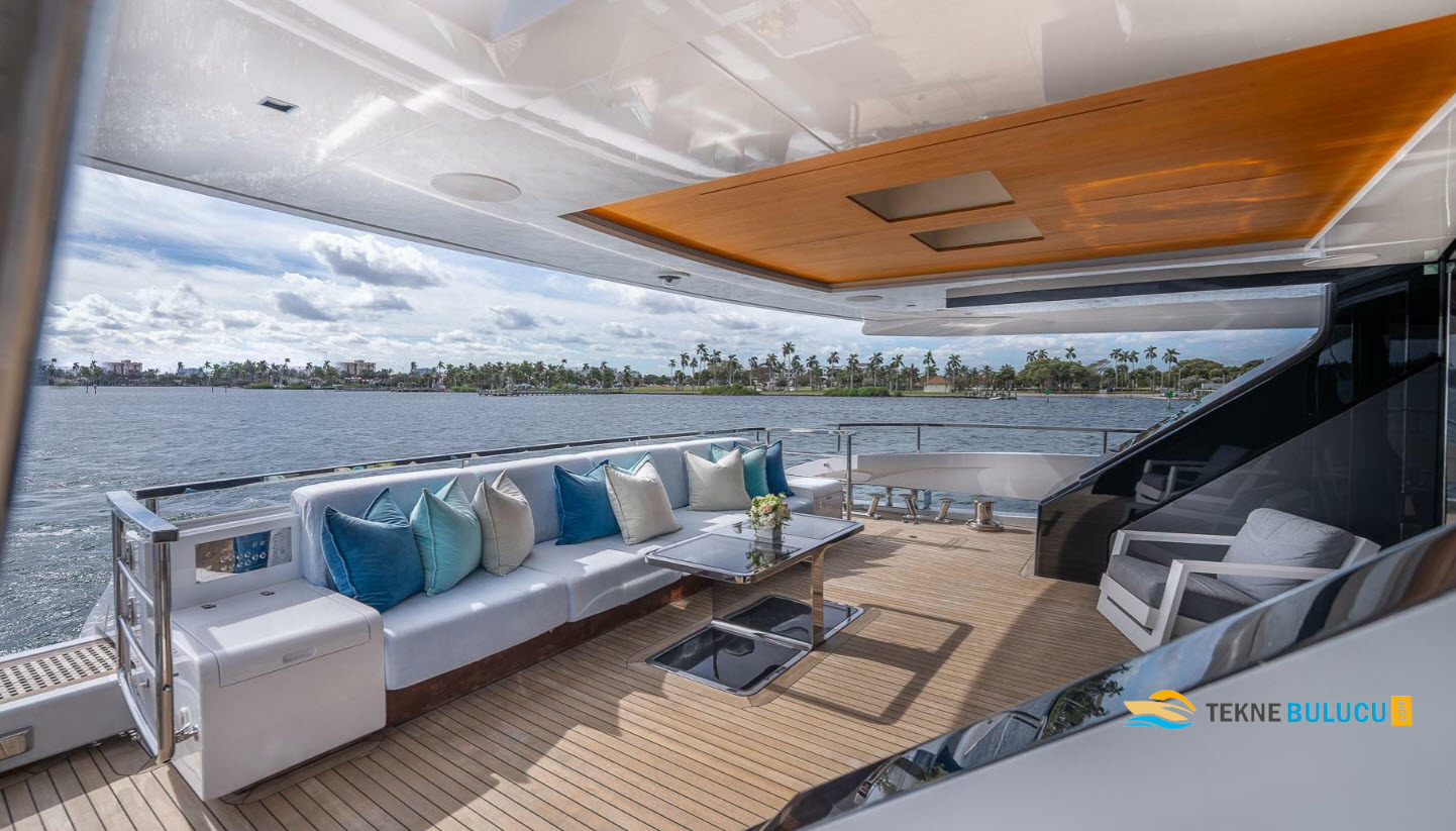 Mangusta Oceano 42 2021 iç mekan 2